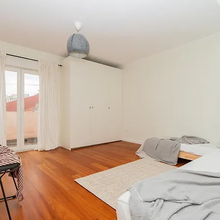 Big In The Heart Of Close To Intendente Apartman *